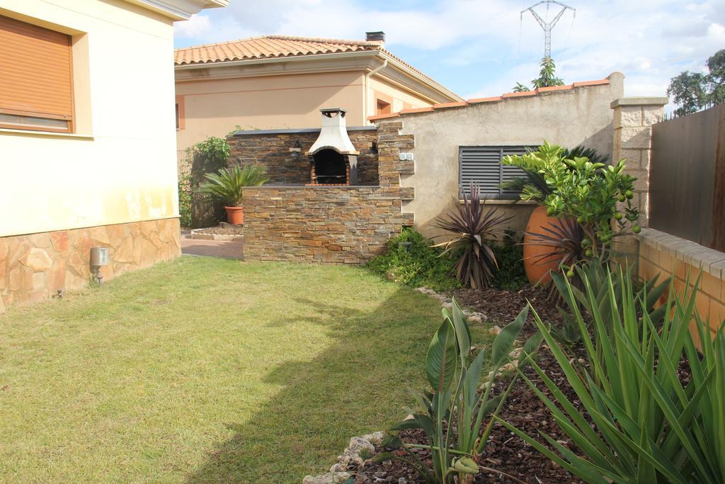 Villa Sierra De Gata Santibanez el Alto Ngoại thất bức ảnh